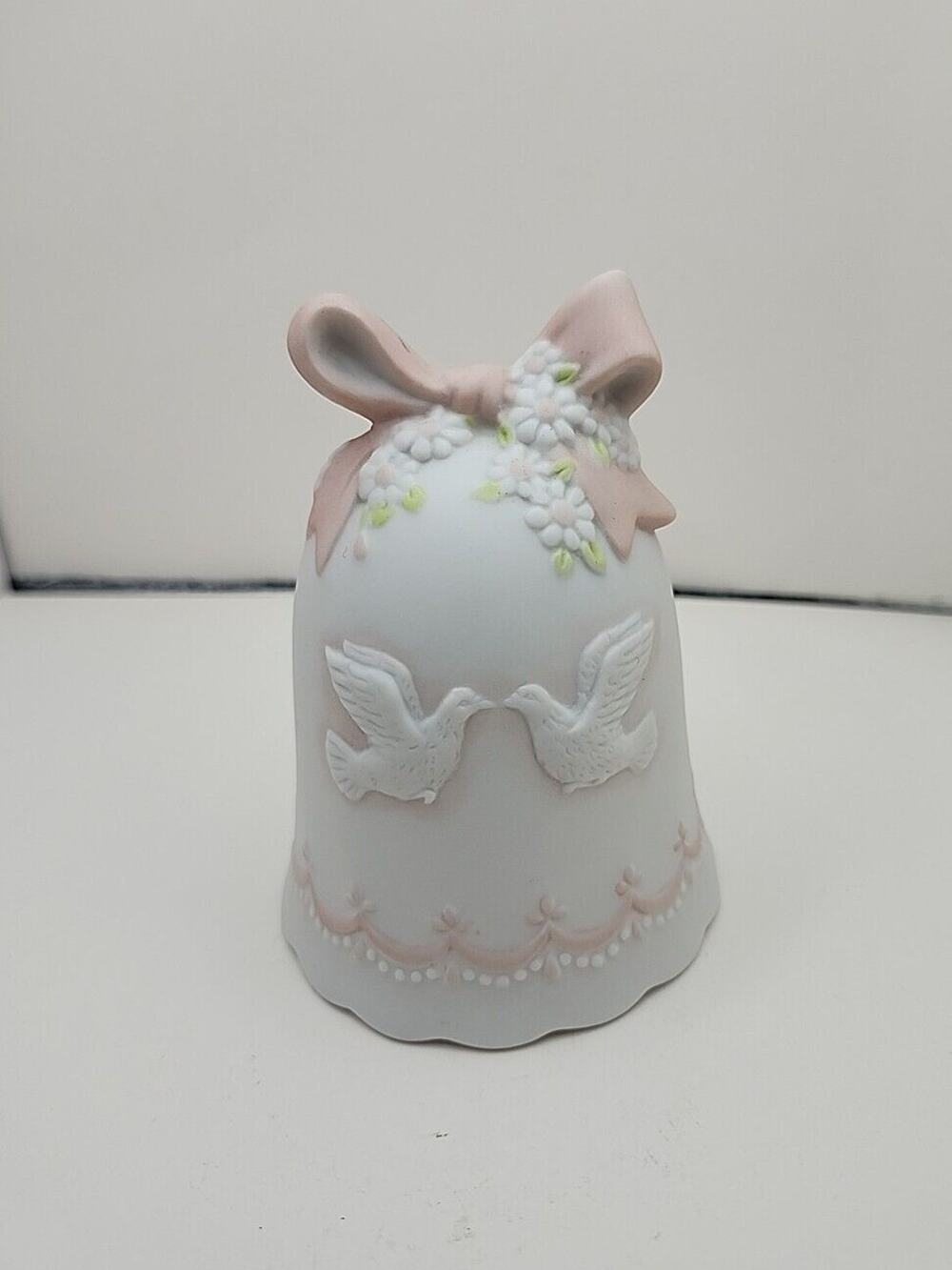 Lefton China Hand Painted Porcelain Bell Doves Bow Christopher Collection #00944